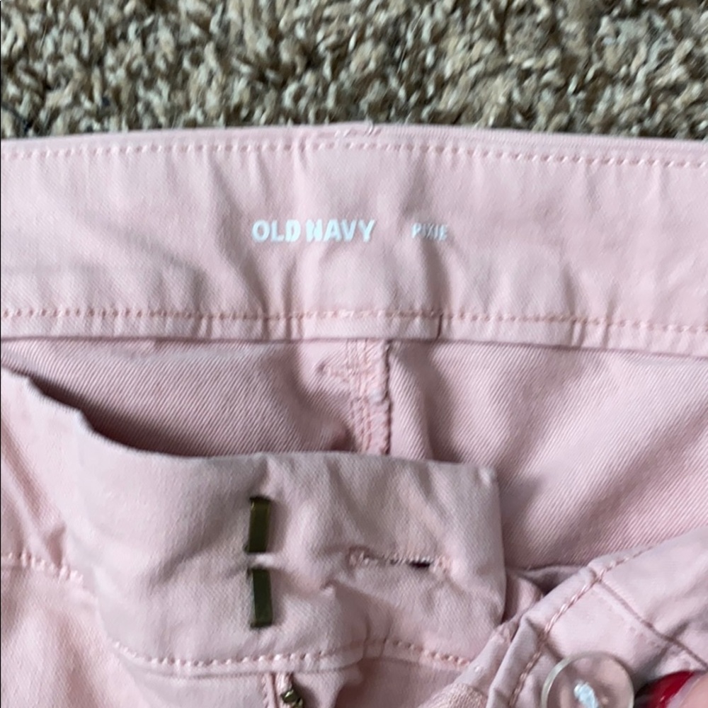 Old Navy pixie pants - Picture 3 of 4